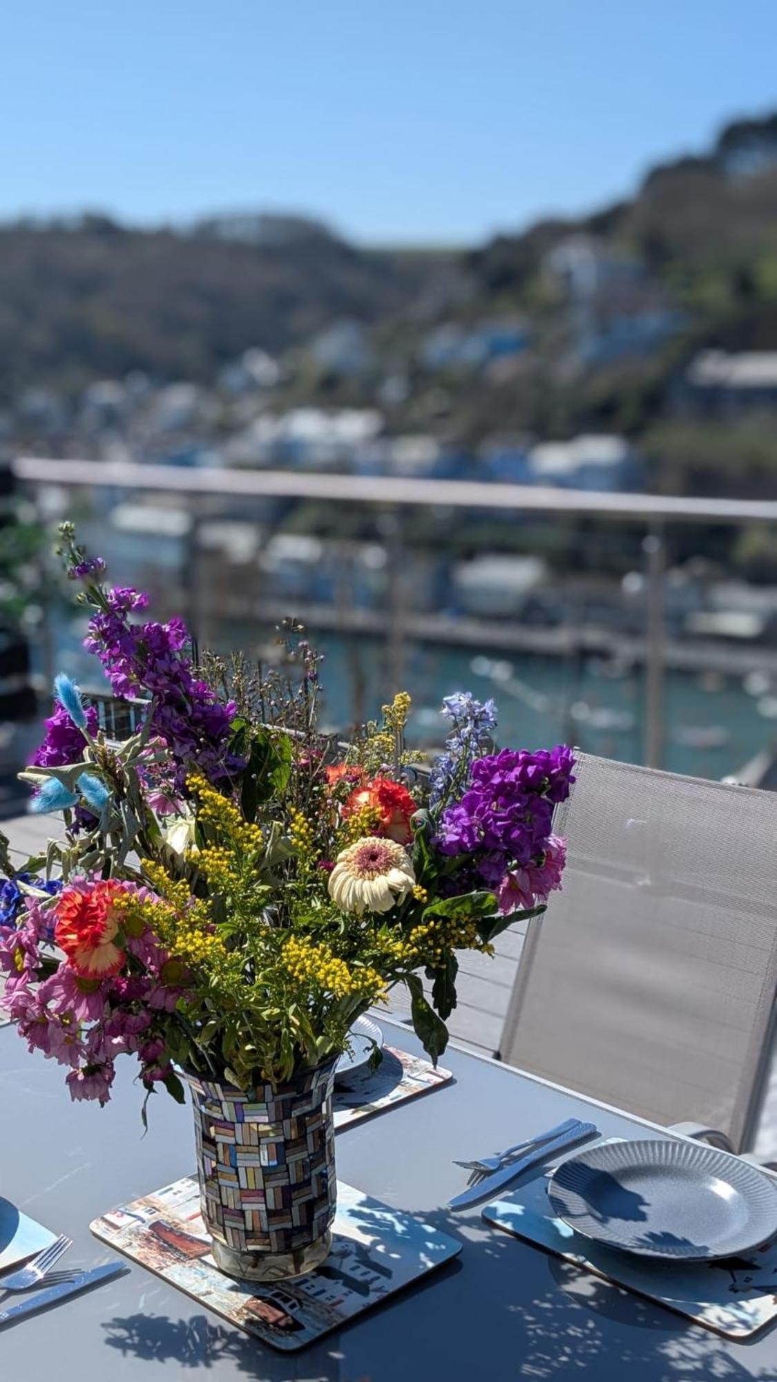 The Hillocks, Looe - Two Bedroom House With Fabulous Views Of Looe Town And Harbour Εξωτερικό φωτογραφία