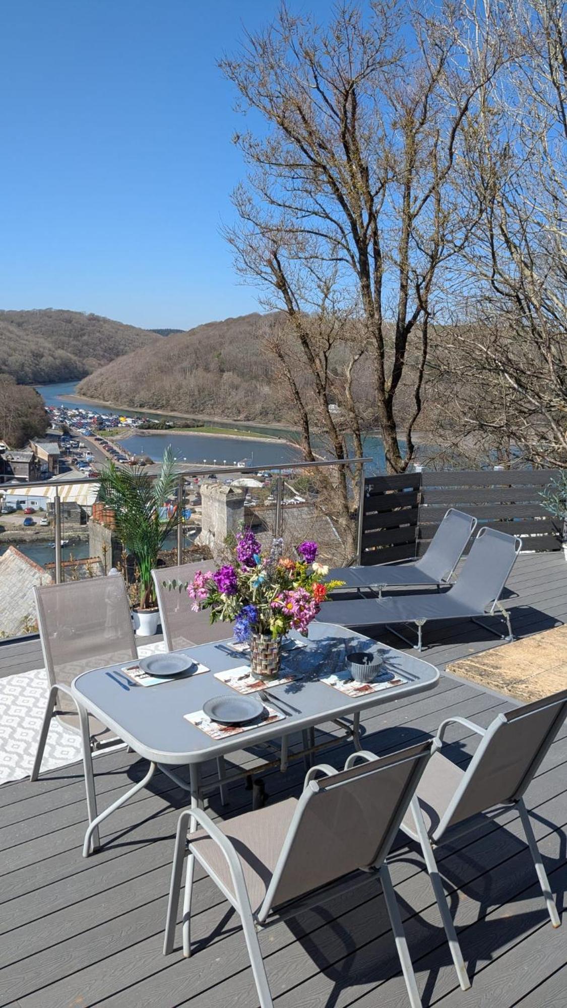 The Hillocks, Looe - Two Bedroom House With Fabulous Views Of Looe Town And Harbour Εξωτερικό φωτογραφία